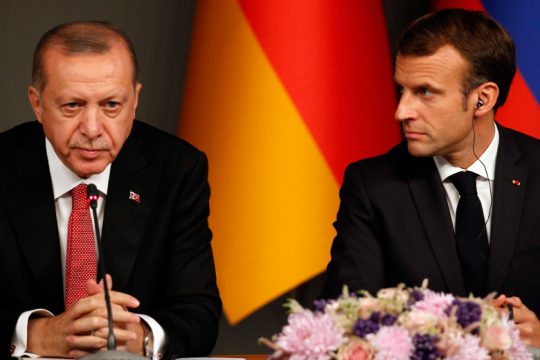 Πέρα από τη Λιβύη…