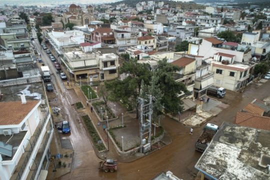 Νέα διακοπή στη δίκη για τις φονικές πλημμύρες στη Μάνδρα