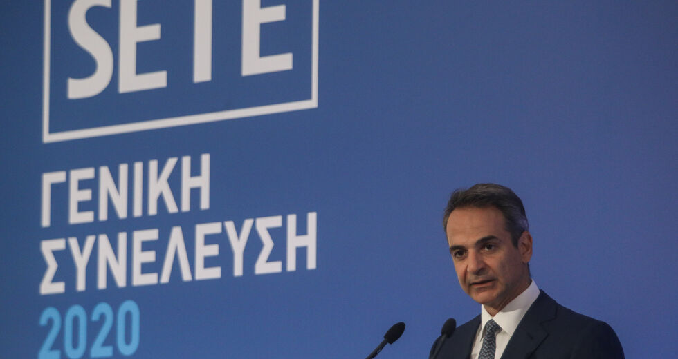 Εκκλήσεις και υποσχέσεις για τον τουρισμό