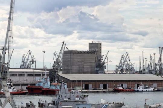 Ποιοι ωφελούνται από την ιδιωτικοποίηση του ΟΛΘ