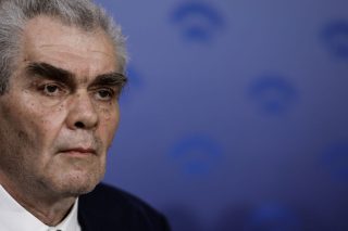 Αποχώρηση Παπαγγελόπουλου: «Θέλησαν να με φιμώσουν»