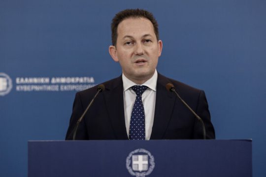 Σκανδαλίζουν τα μυστικά κονδύλια