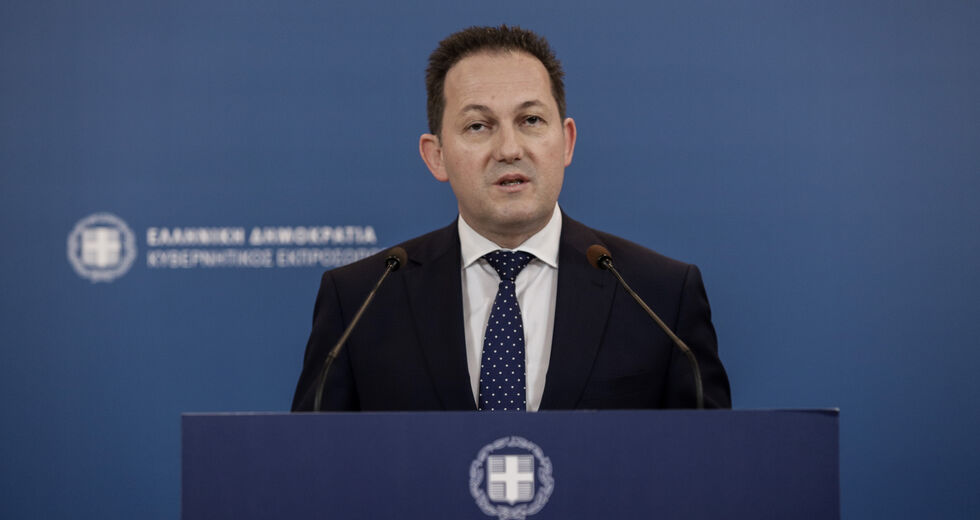 Σκανδαλίζουν τα μυστικά κονδύλια
