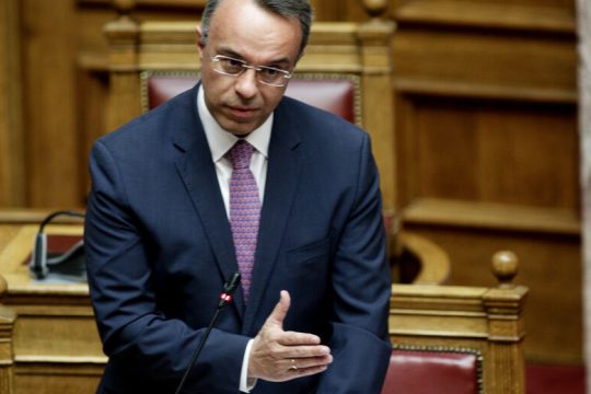 Eμπλοκή με τα αδήλωτα αναδρομικά