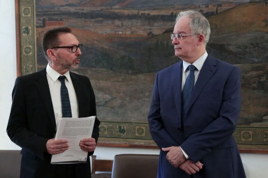 Πιο απαισιόδοξη τώρα και η ΤτΕ