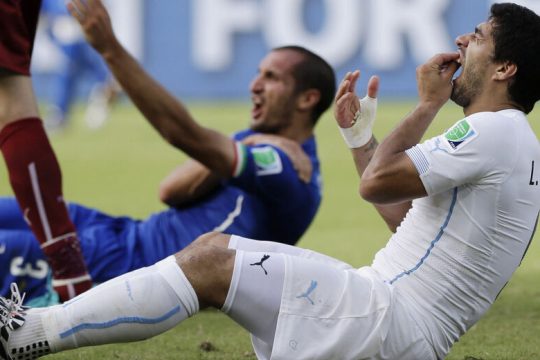 Η FIFA έδειξε τα… δόντια της