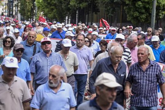 Στο ΥΠΟΙΚ αύριο οι συνταξιούχοι για τον εμπαιγμό με τα αδήλωτα αναδρομικά