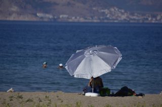 Θερινές, παράξενες, κοβιντιανές μέρες