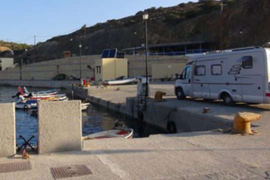 Περιορίζει τα τροχόσπιτα ο Δήμος Γαύδου