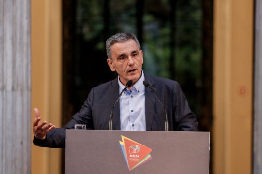 Προειδοποιητικές βολές σε περίπτωση αλλοίωσης της λίστας με τα λεφτά στα ΜΜΕ