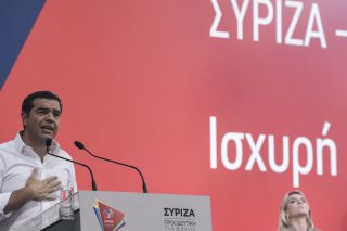 Προσπάθεια ανασύνταξης με αυτοκριτική και ενότητα