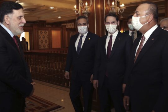 Τι συμφώνησαν Σαράτζ – Τσαβούσογλου;