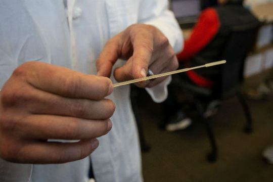Θετική στον κορονοϊό η δίχρονη κόρη της 30χρονης από τον Βόλο