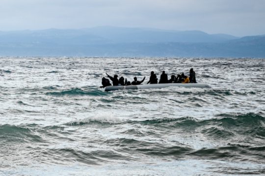 ΣΥΡΙΖΑ: Ντροπιαστική πρακτική οι επαναπροωθήσεις ανθρώπων στη θάλασσα