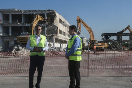 Μπουλντόζες εναντίον… λαχανόκηπου στο Ελληνικό