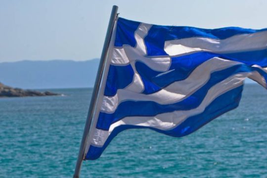 «Σταυροφορία» για τους εγκλωβισμένους ναυτικούς
