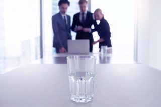 Βάζουν την ΕΥΔΑΠ στο αυλάκι της ιδιωτικοποίησης