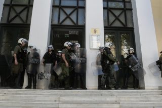 Κατέπεσε η κατηγορία της απελευθέρωσης συλληφθέντα για τον 38χρονο υπαστυνόμο