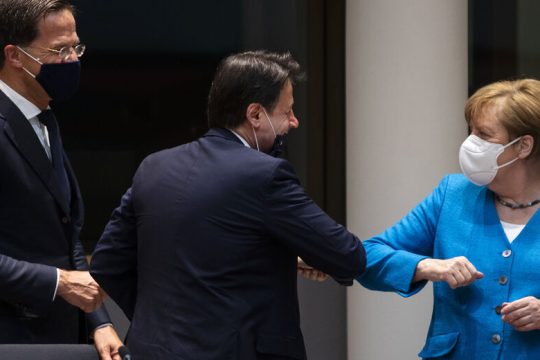209 δισ. δεν φέρνουν την ευτυχία για τους Ιταλούς