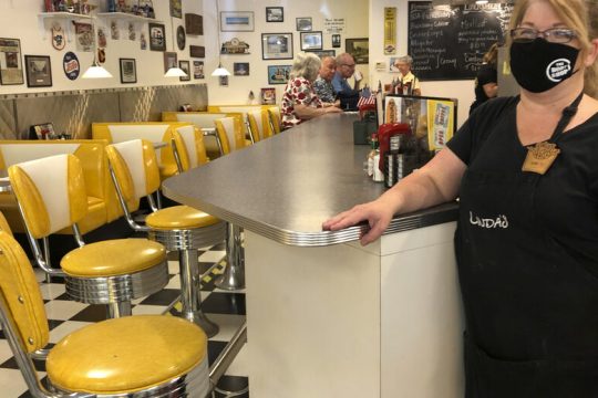 Η Αμερική ξαναβάζει λουκέτο ερήμην του προέδρου της