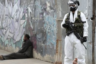 Οπου φτωχός κι η μοίρα του…