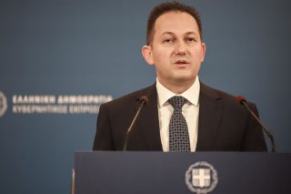 Σε βάθος εξαετίας τα αναδρομικά