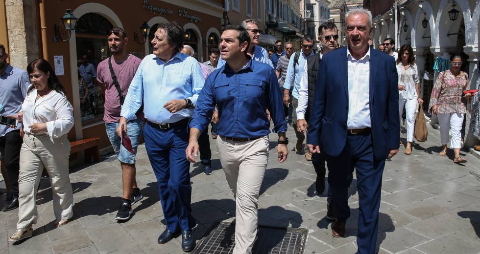Τσίπρας: Διώκουν όποιον δικαστή τολμά να ερευνά τα σκάνδαλά τους