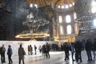 Τακτική «όσο ζω ελπίζω» για Αγία Σοφία