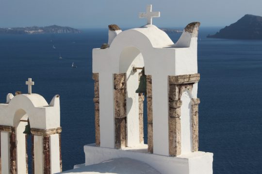 Θρησκεία και κοινωνικές σχέσεις