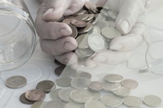 Ποιος θα πληρώσει τα αναδρομικά;