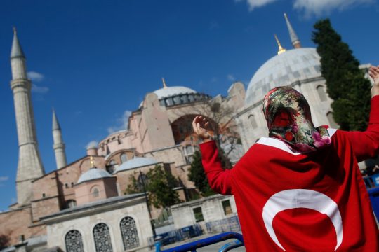 Τι θα γίνει με τις αγιογραφίες και τα ψηφιδωτά της Αγίας Σοφίας