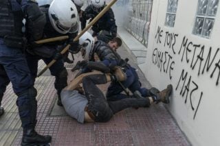 Η κυβερνητική καταστολή είναι εδώ, η Δημοκρατία;