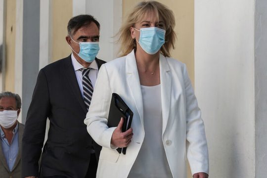 Προθεσμία να απολογηθεί στις 23 Σεπτεμβρίου πήρε η Ρένα Δούρου