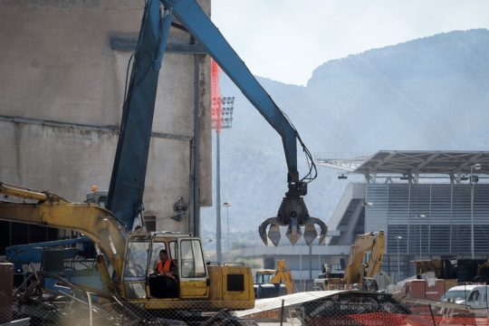 Εγκαίνια… κατεδάφισης
