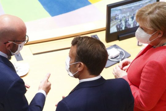 Ολλανδικό μπλόκο στις Βρυξέλλες