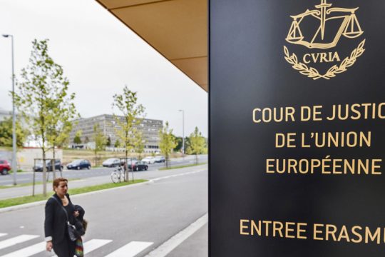 Καταδίκη της Ουγγαρίας για ρατσισμό κατά τρανς πρόσφυγα