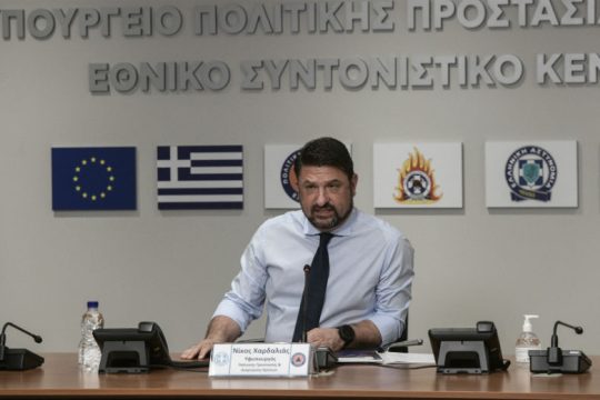 Τοπικά lockdown και Αύγουστο χωρίς πανηγύρια προανήγγειλε ο Ν. Χαρδαλιάς