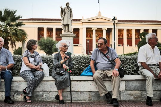 Νομικό πραξικόπημα με τα αναδρομικά
