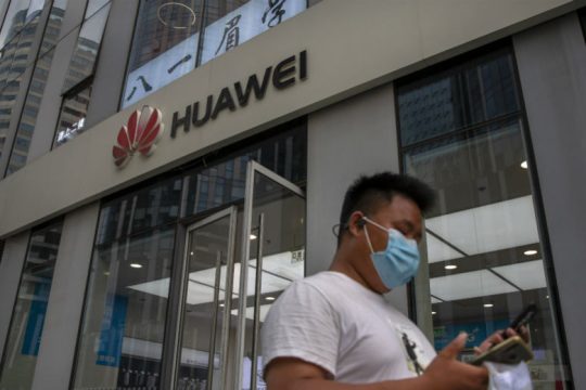 Απαγόρευση προϊόντων της Huawei για τα δίκτυα 5G στη Βρετανία