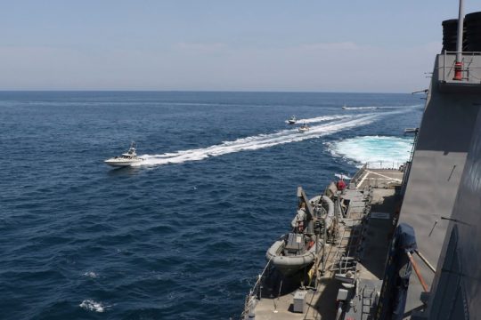Συνεχίζονται τα μυστηριώδη ατυχήματα στο Ιράν: Πυρκαγιά σε επτά πλοία