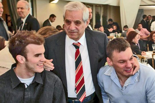 Από συμπαίκτης, παίκτης του Σάρας ο Νικ Καλάθης