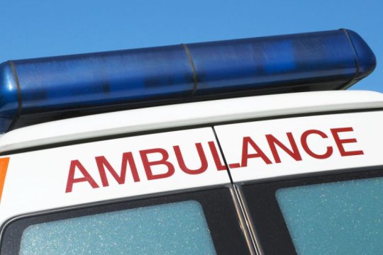 Νεκροί και τραυματίες από ανατροπή τουριστικού λεωφορείου στον Καναδά
