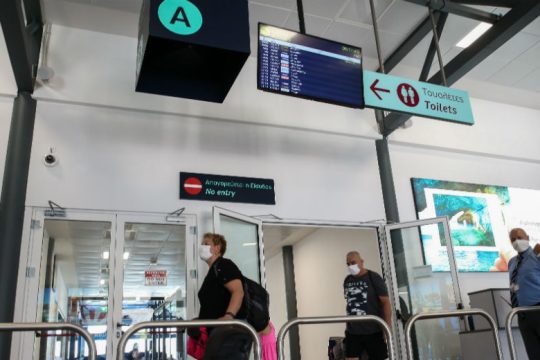Τουρισμός με ολίγον από… τουρίστες