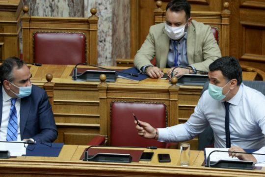 Στην Ολομέλεια το ν/σ που αντιμετωπίζει τα νοσοκομεία ως επιχειρήσεις