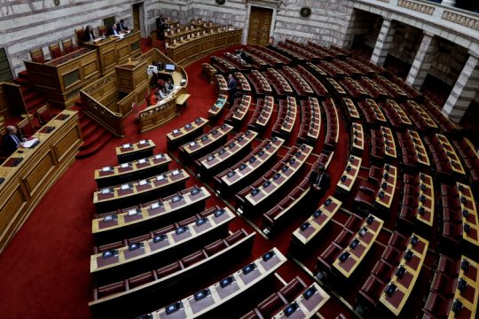Δυσπιστία και Δημοκρατία