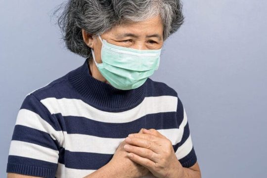 Ο κορονοϊός μάς… ραγίζει την καρδιά