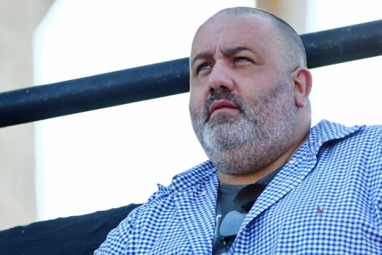 Μας είπες, δεν είπα…