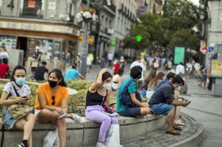 «Οι νέοι να καταλάβουν ότι δεν είναι άτρωτοι»