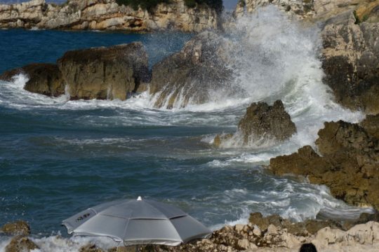 Βελτιωμένος ο καιρός, ενισχυμένο μελτέμι στο Αιγαίο