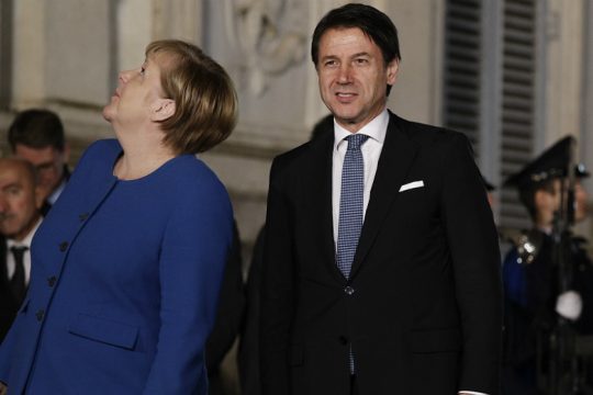 Μάχες στρατοπέδων στην Ε.Ε. πριν τη σύνοδο κορυφής